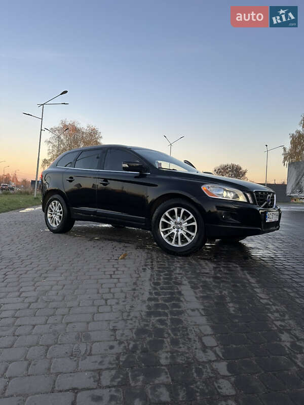 Позашляховик / Кросовер Volvo XC60 2010 в Ковелі