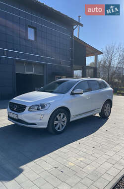 Позашляховик / Кросовер Volvo XC60 2015 в Тячеві