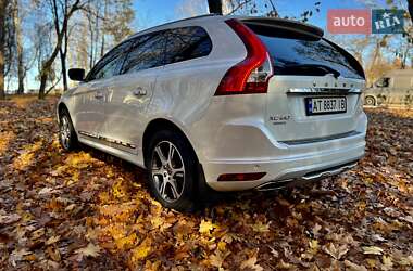 Внедорожник / Кроссовер Volvo XC60 2015 в 