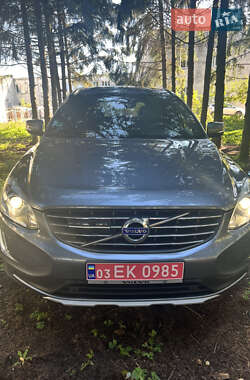 Внедорожник / Кроссовер Volvo XC60 2016 в Почаеве