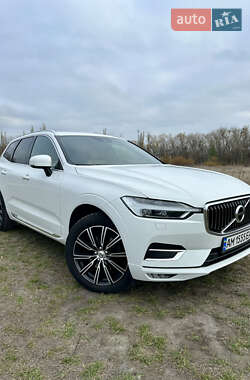 Позашляховик / Кросовер Volvo XC60 2017 в Києві