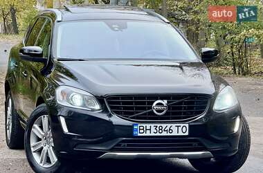 Внедорожник / Кроссовер Volvo XC60 2015 в 