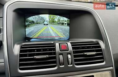 Внедорожник / Кроссовер Volvo XC60 2015 в 