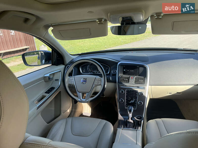 Внедорожник / Кроссовер Volvo XC60 2014 в Львове