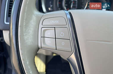 Внедорожник / Кроссовер Volvo XC60 2014 в 
