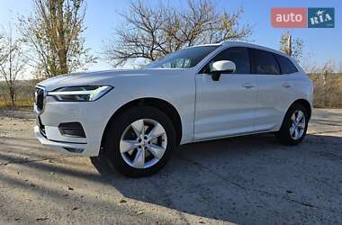 Внедорожник / Кроссовер Volvo XC60 2017 в Южноукраинске