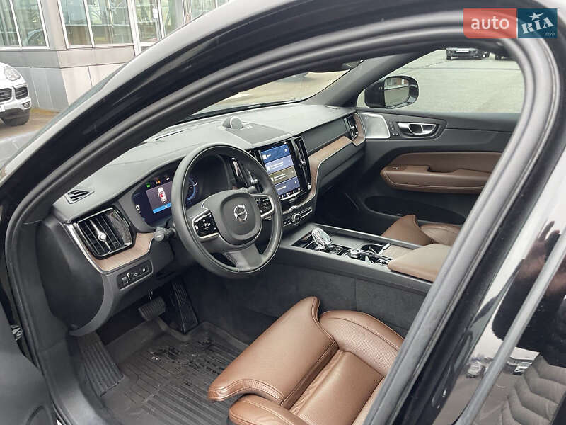 Внедорожник / Кроссовер Volvo XC60 2022 в Киеве фото 7 Внедорожник / Кроссовер Volvo XC60 2022 в Киеве