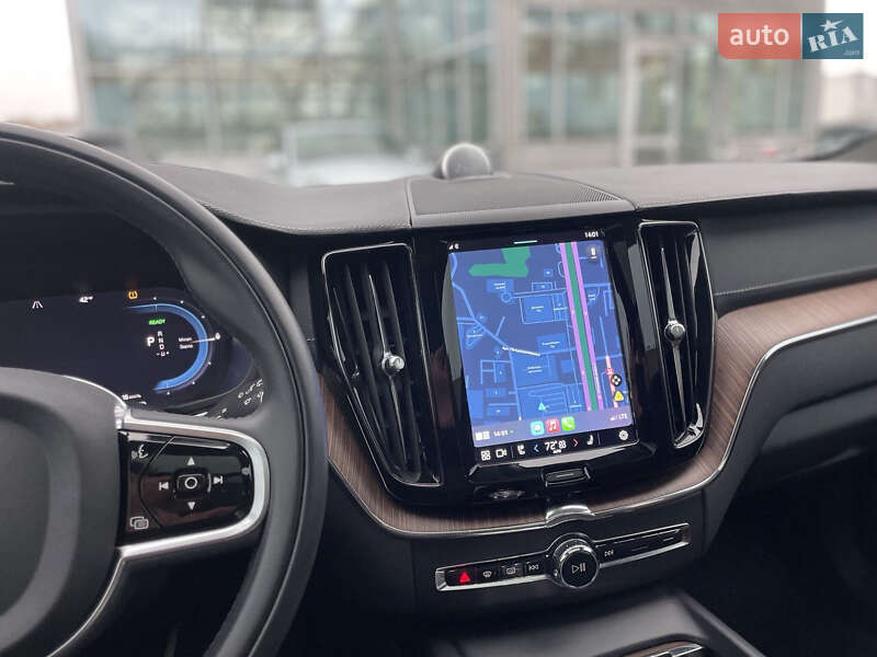Внедорожник / Кроссовер Volvo XC60 2022 в Киеве