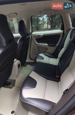 Внедорожник / Кроссовер Volvo XC60 2012 в Светловодске