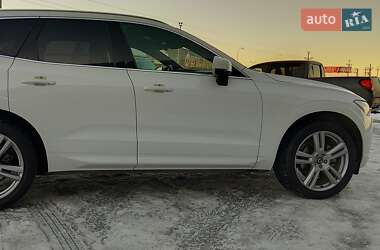 Внедорожник / Кроссовер Volvo XC60 2019 в Львове