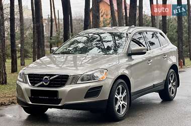 Внедорожник / Кроссовер Volvo XC60 2012 в Киеве