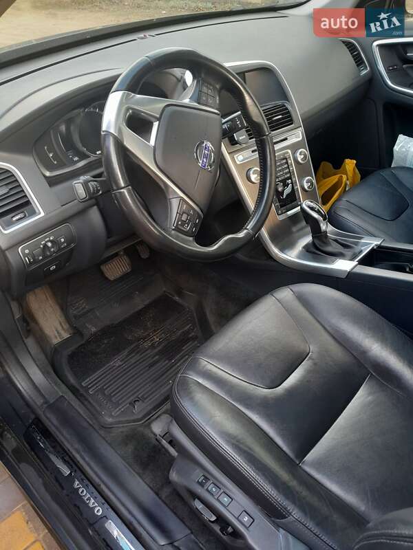 Позашляховик / Кросовер Volvo XC60 2015 в Вознесенську
