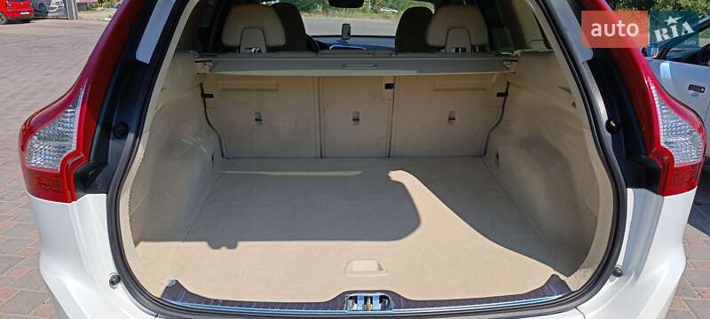 Внедорожник / Кроссовер Volvo XC60 2014 в Запорожье фото 28 Внедорожник / Кроссовер Volvo XC60 2014 в Запорожье