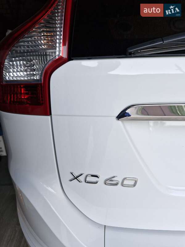 Позашляховик / Кросовер Volvo XC60 2017 в Миргороді