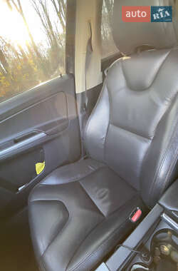 Внедорожник / Кроссовер Volvo XC60 2011 в 