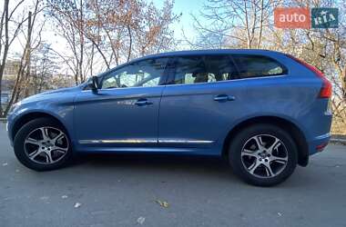 Позашляховик / Кросовер Volvo XC60 2015 в Києві