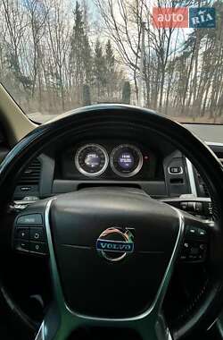 Внедорожник / Кроссовер Volvo XC60 2011 в 