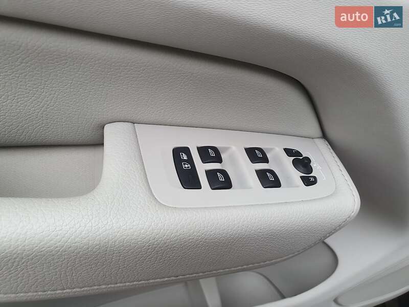 Внедорожник / Кроссовер Volvo XC60 2021 в Житомире