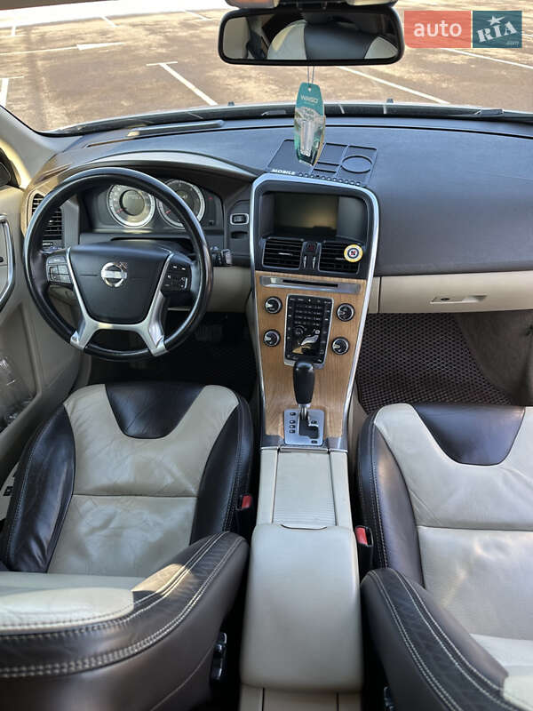 Позашляховик / Кросовер Volvo XC60 2012 в Рівному