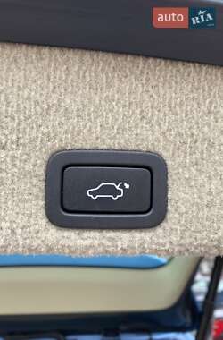 Внедорожник / Кроссовер Volvo XC60 2015 в 