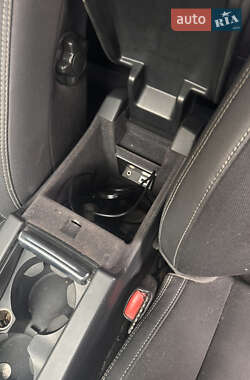 Внедорожник / Кроссовер Volvo XC60 2012 в 