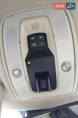 Внедорожник / Кроссовер Volvo XC60 2012 в 