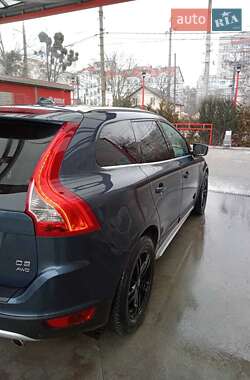 Внедорожник / Кроссовер Volvo XC60 2010 в 