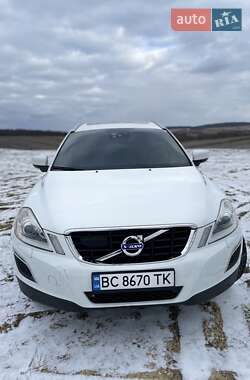 Внедорожник / Кроссовер Volvo XC60 2013 в Перемышлянах