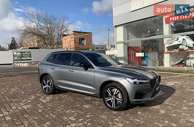 Внедорожник / Кроссовер Volvo XC60 2021 в 