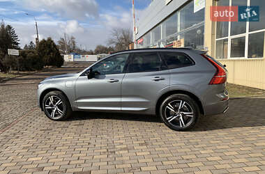 Внедорожник / Кроссовер Volvo XC60 2021 в 