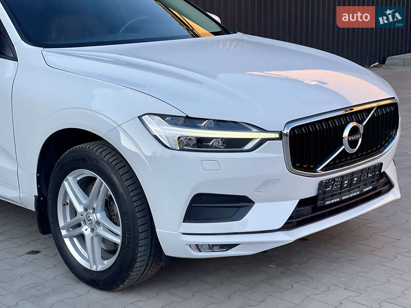 Внедорожник / Кроссовер Volvo XC60 2018 в Казатине