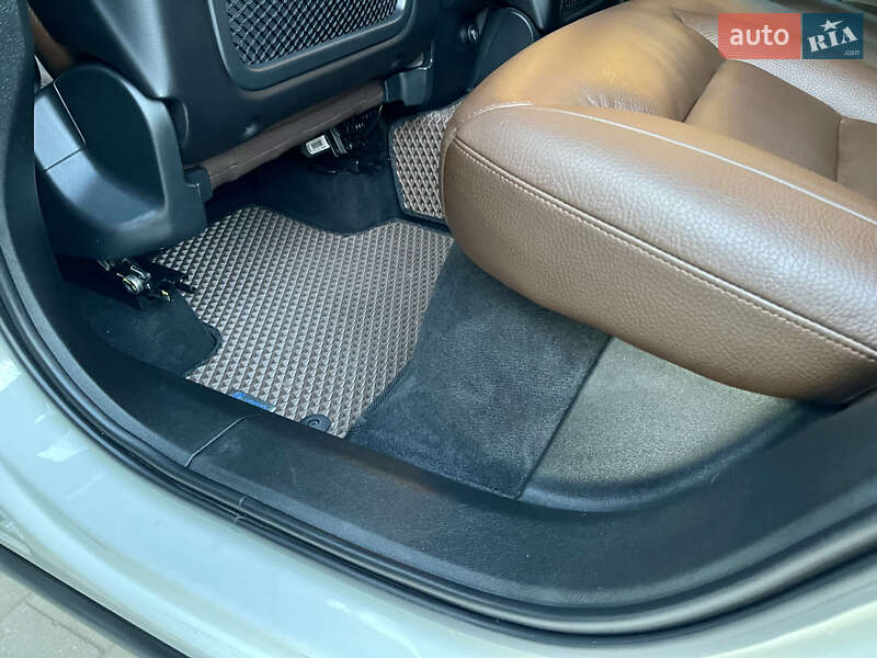 Внедорожник / Кроссовер Volvo XC60 2018 в Казатине