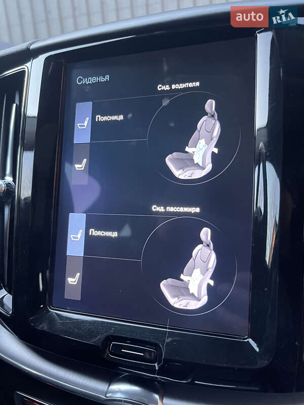 Внедорожник / Кроссовер Volvo XC60 2018 в Казатине