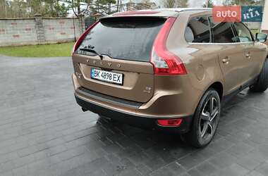 Внедорожник / Кроссовер Volvo XC60 2009 в 