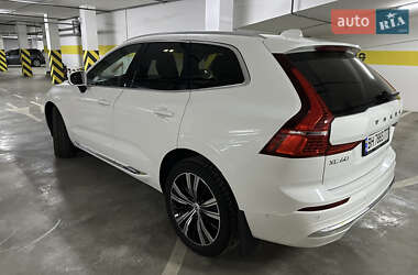 Внедорожник / Кроссовер Volvo XC60 2022 в 
