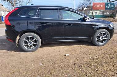 Внедорожник / Кроссовер Volvo XC60 2016 в 
