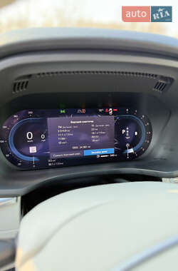Позашляховик / Кросовер Volvo XC60 2023 в 