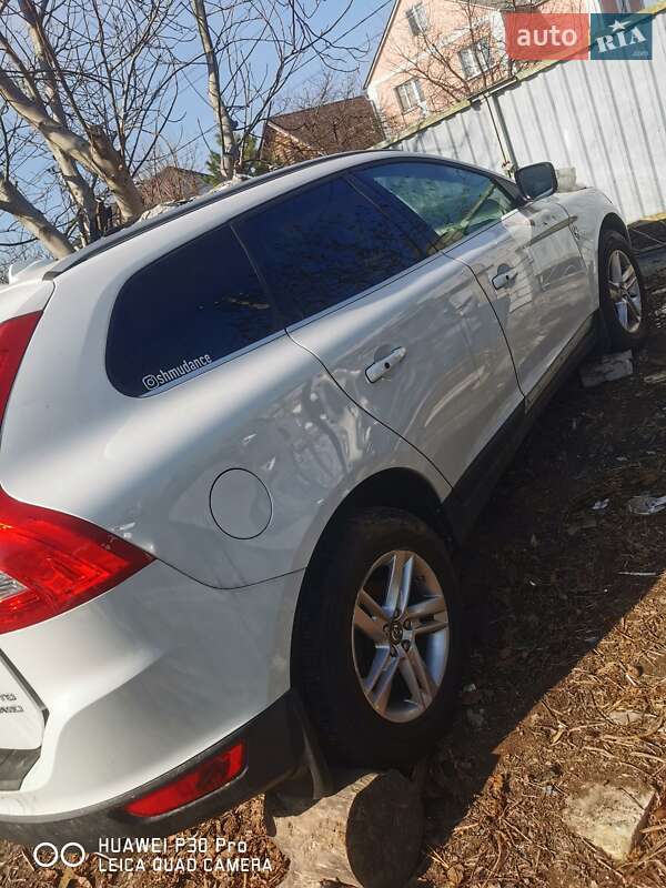 Внедорожник / Кроссовер Volvo XC60 2009 в 