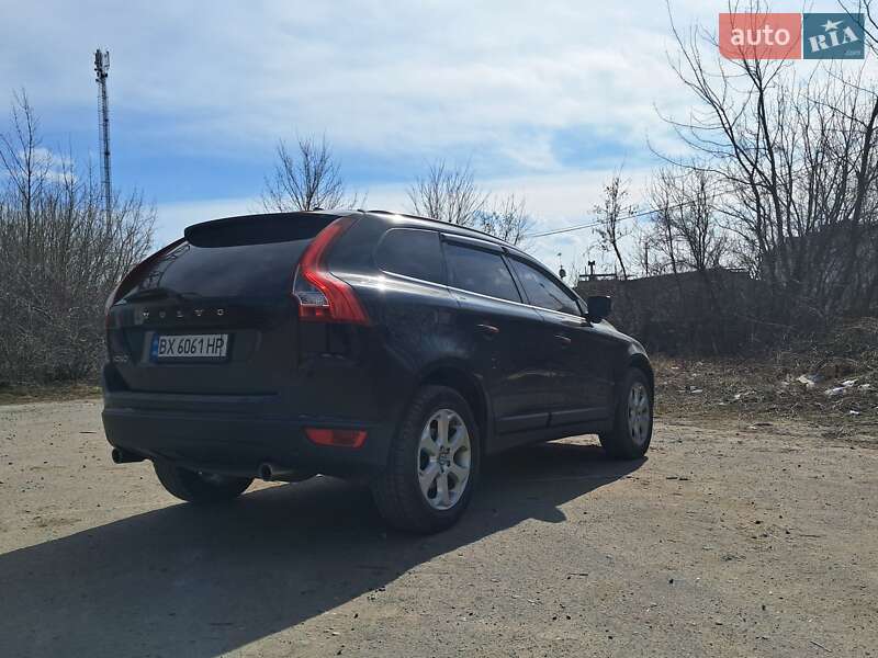 Внедорожник / Кроссовер Volvo XC60 2012 в Хмельницком