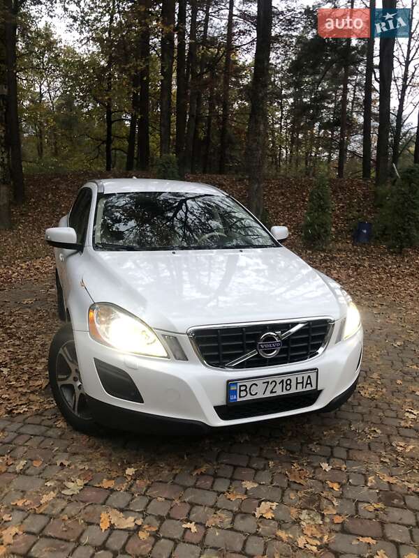 Внедорожник / Кроссовер Volvo XC60 2011 в Трускавце