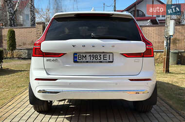 Внедорожник / Кроссовер Volvo XC60 2023 в 
