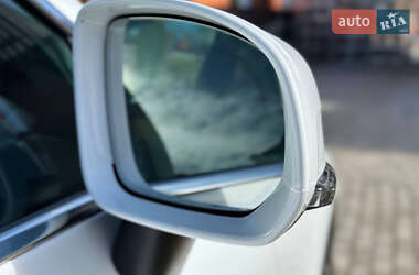 Внедорожник / Кроссовер Volvo XC60 2023 в 