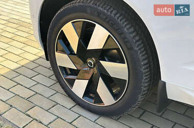 Внедорожник / Кроссовер Volvo XC60 2023 в 