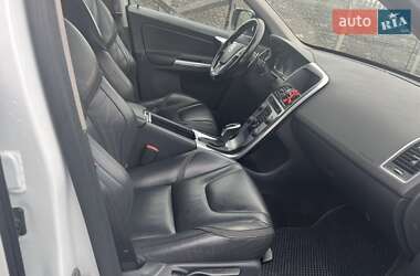 Внедорожник / Кроссовер Volvo XC60 2015 в 