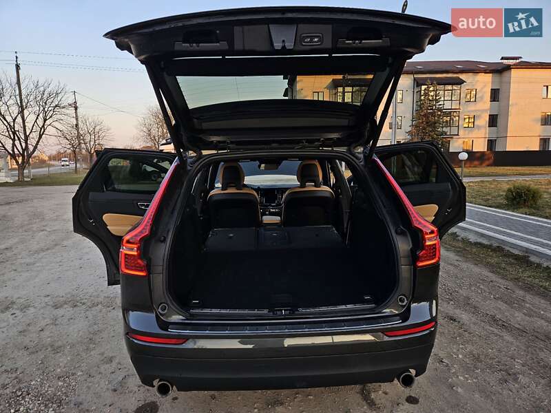 Внедорожник / Кроссовер Volvo XC60 2018 в Бучаче