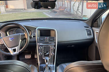 Внедорожник / Кроссовер Volvo XC60 2014 в 
