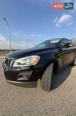 Позашляховик / Кросовер Volvo XC60 2010 в Ковелі
