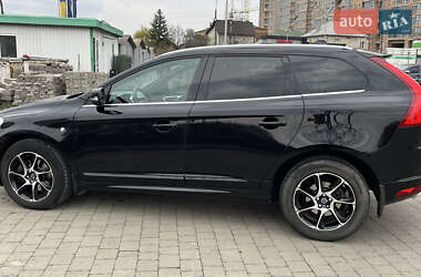 Внедорожник / Кроссовер Volvo XC60 2015 в 