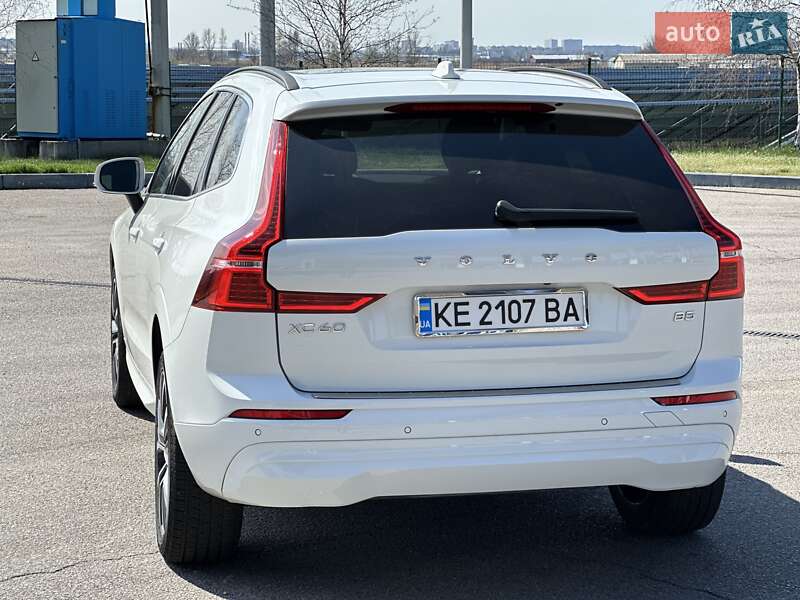 Позашляховик / Кросовер Volvo XC60 2022 в Дніпрі