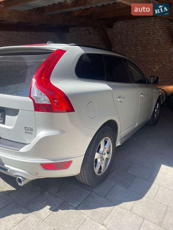 Внедорожник / Кроссовер Volvo XC60 2010 в Коломые